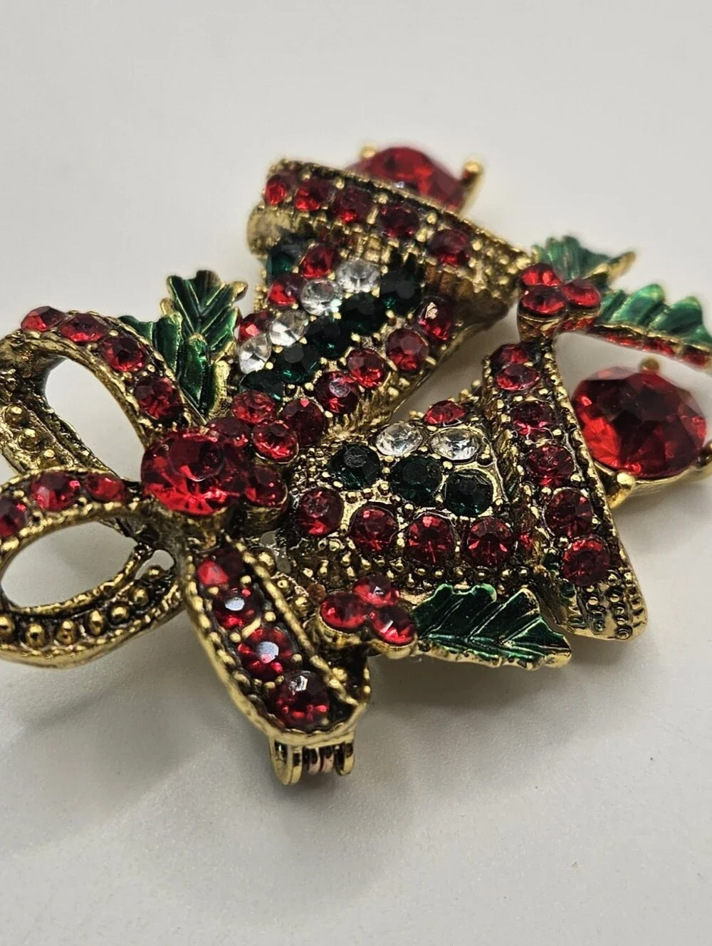 Vintage Christmas Bells Trembler Brooch Pin Moving Clapper Rhinestone Bow Jewelr